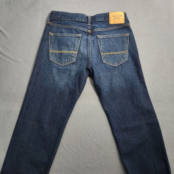 Abercrombie & Fitch Men 30X34 (31X33) Dark Wash Straight Leg Jeans - Picture 4 of 13
